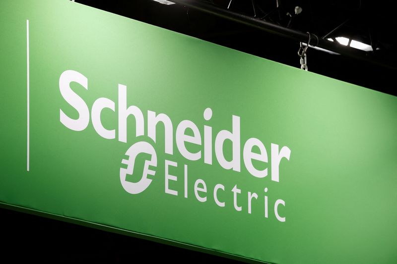 Schneider Electric ретейл Economy