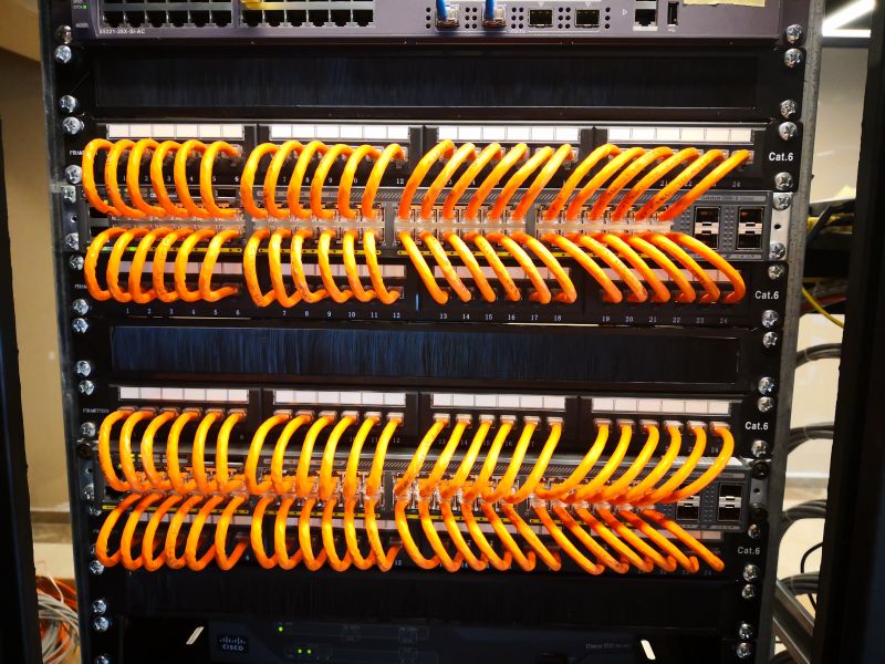 Schneider Electric управление кабелями Digilink