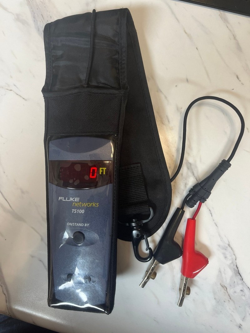 fluke ts100