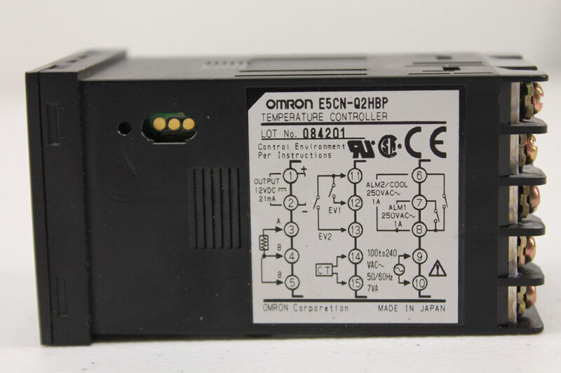 Omron E5CN – программируемый логический контроллер (ПЛК)