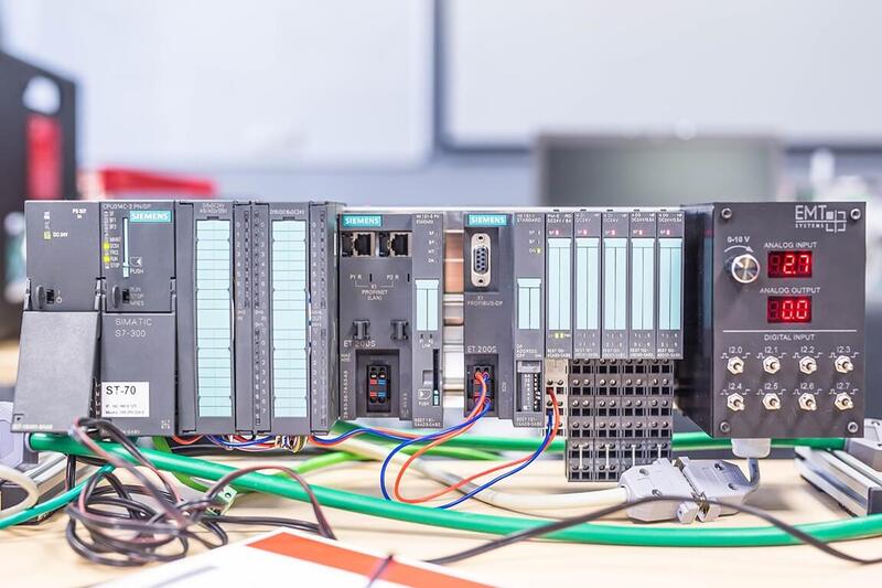 Технические характеристики программируемых логических контроллеров Siemens S7