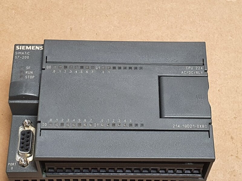 Siemens S7-200 CPU 224 Siemens S7-200 CPU 224