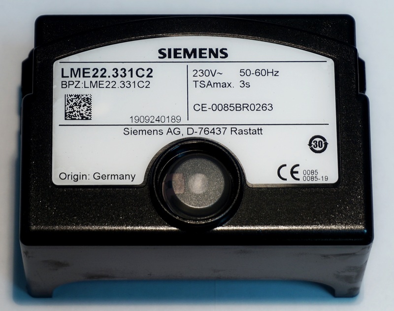 Блок управления горелкой Siemens LFL 1.333