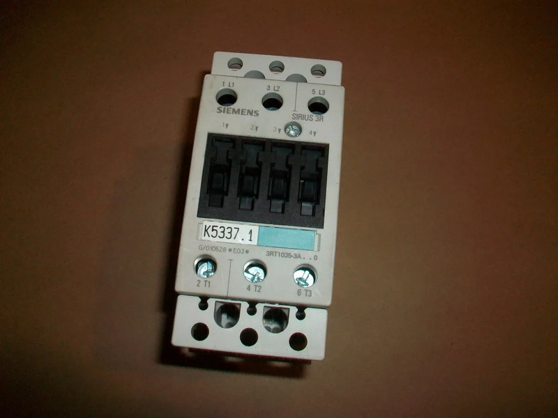 Контактор Siemens 3RT1034-3A