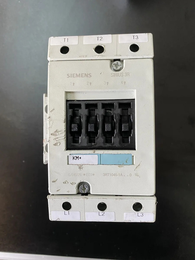 Контактор Siemens 3RT1045