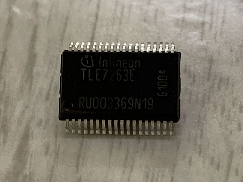 Микросхемы разные Infineon