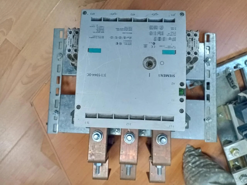 Работы на высоких напряжениях с вакуумным контактором Siemens 3TL6525 Работы на высоких напряжениях с вакуумным контактором Siemens 3TL6525