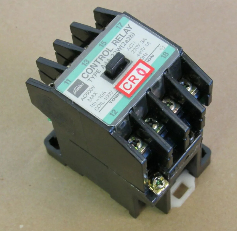 Relays Toshiba