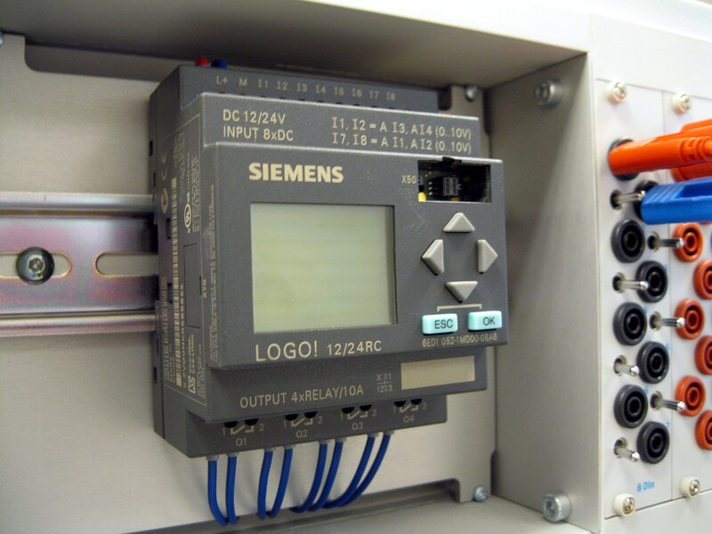 Siemens LOGO! 12/24RC