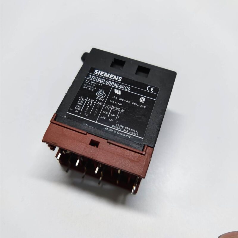 Мощный пускатель Siemens 3TF2000-6BB40-0KC0