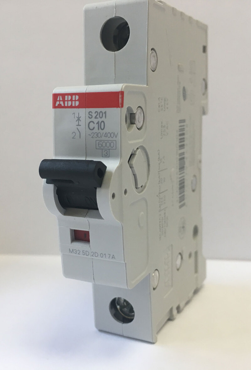 Максимальная безопасность с автоматом ABB 2CDS251001R0104 Максимальная безопасность с автоматом ABB 2CDS251001R0104