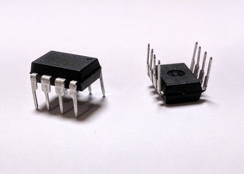 Микроконтроллер ATtiny13A Atmel Микроконтроллер ATtiny13A Atmel