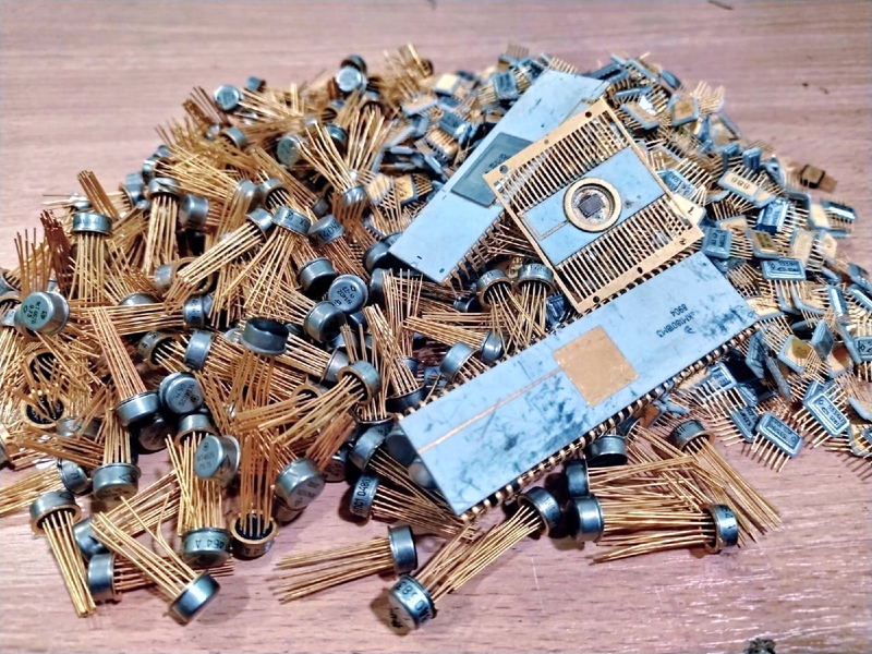 Радиодеталь Микросхемы