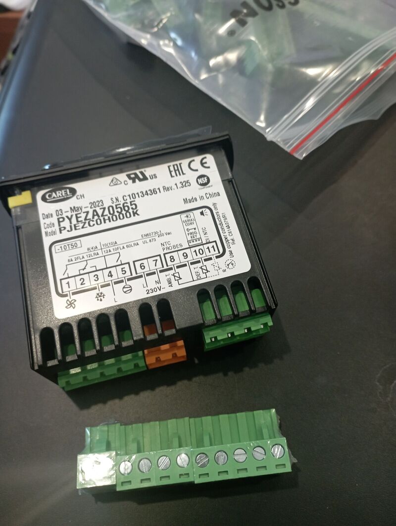 Контроллер CAREL PYEZ1R05J5