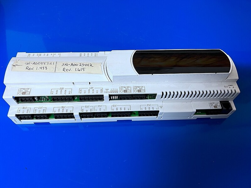 CAREL pCO3 PCO3010AL0 Large