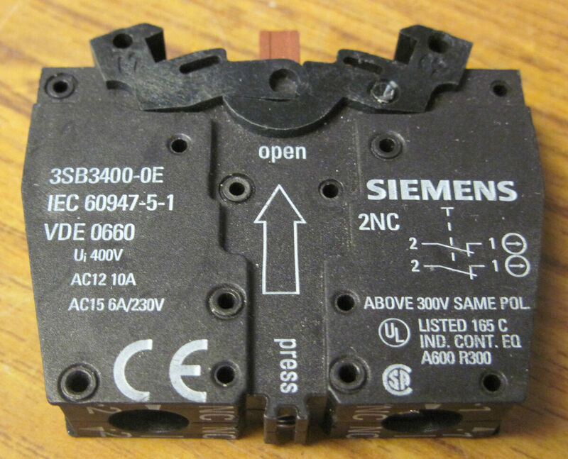 Контактный блок Siemens 3SB3400-0E Контактный блок Siemens 3SB3400-0E