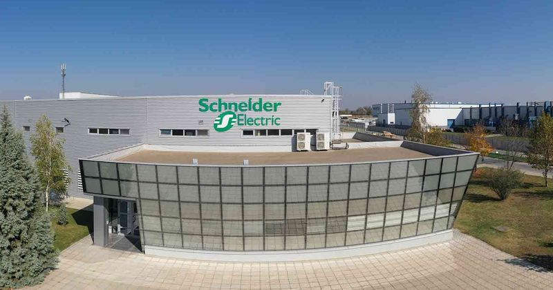 поставка schneider electric