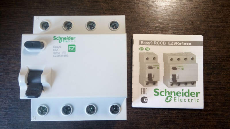 узо schneider electric 4p