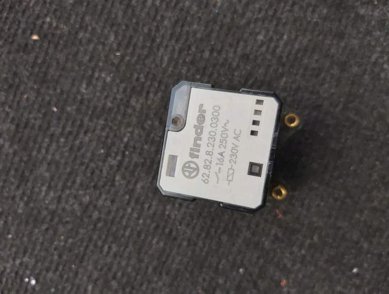 finder 62.82 8.230 0300 finder 62.82 8.230 0300