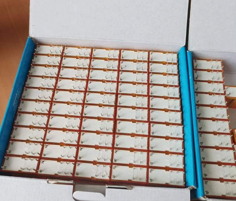 реле промежуточное finder 40.52 8.230 0000 реле промежуточное finder 40.52 8.230 0000