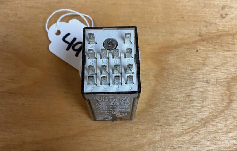 реле finder 250v 7a