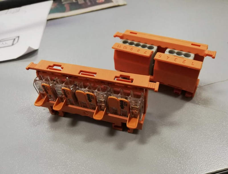 клемма трехпроводная 221 413 wago