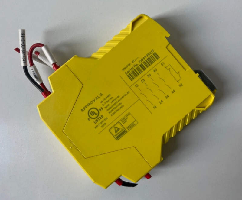 реле безопасности phoenix contact psr-scp24uc-esa2-4x1-1x2-b
