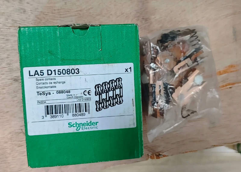 schneider electric la5 d150803 комплект контактов