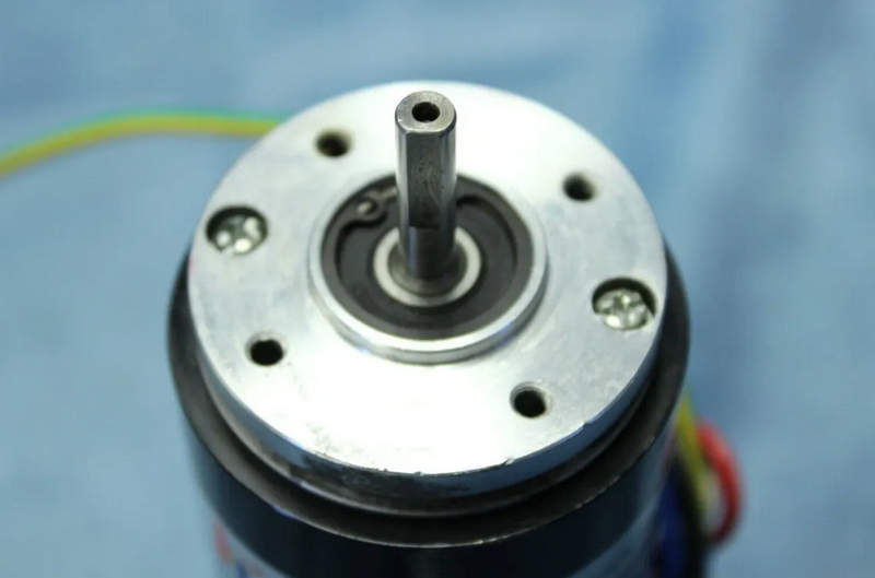 сервомотор automation mb057dt183-005 сервомотор automation mb057dt183-005
