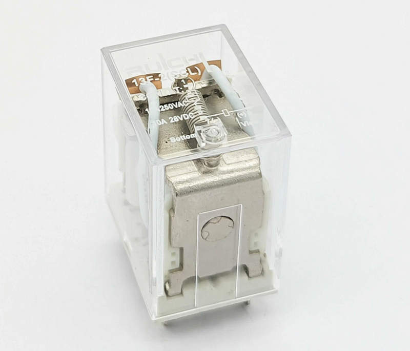 электромагнитное реле ruichi 13f-2 scl 240vac 10-15a, dpdt