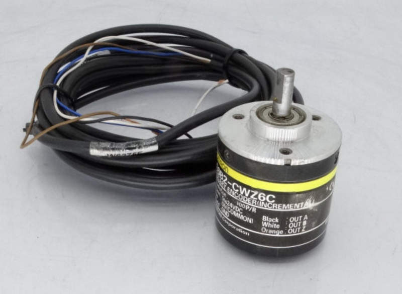 энкодер инкрементальный omron e6b2-cwz6c 1000p r 2m