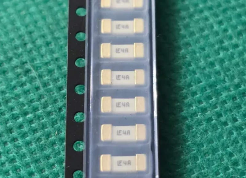 предохранитель littelfuse 0451004 mrl минимальный заказ 32шт