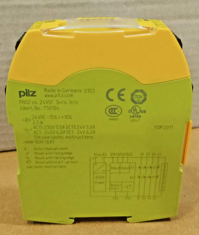 реле безопасности pilz pnoz s4 24vdc 3 n o 1 n c 750104