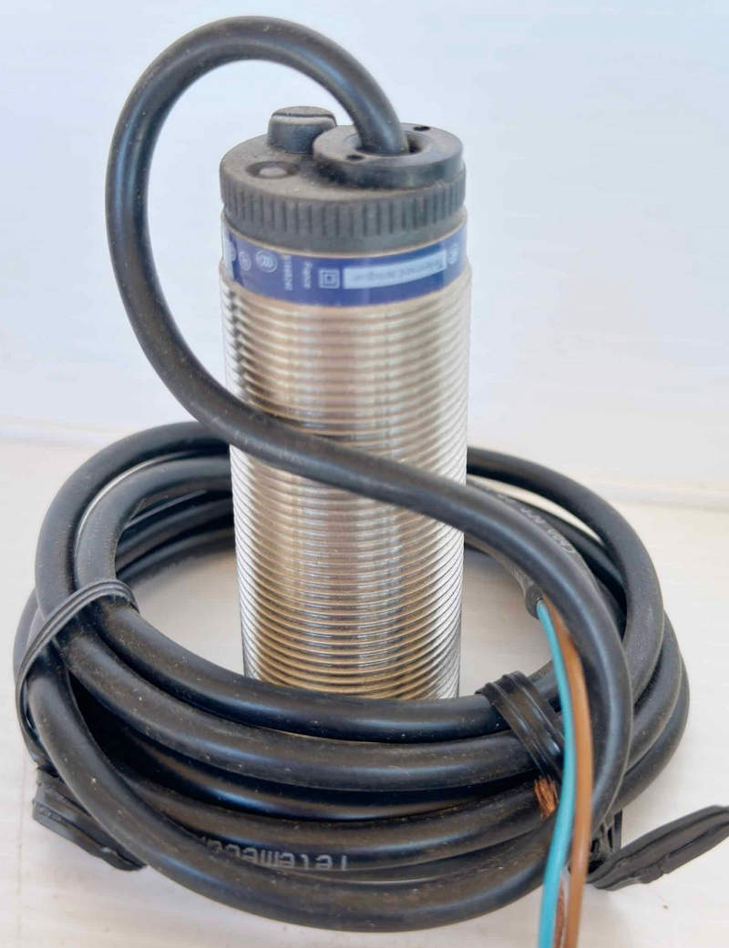 датчик xsav11801 telemecanique