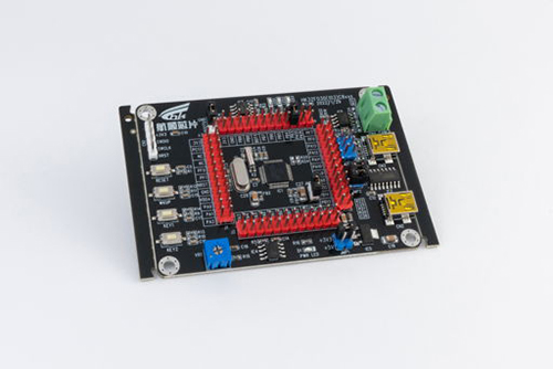 HK32L084CBT6 eval board